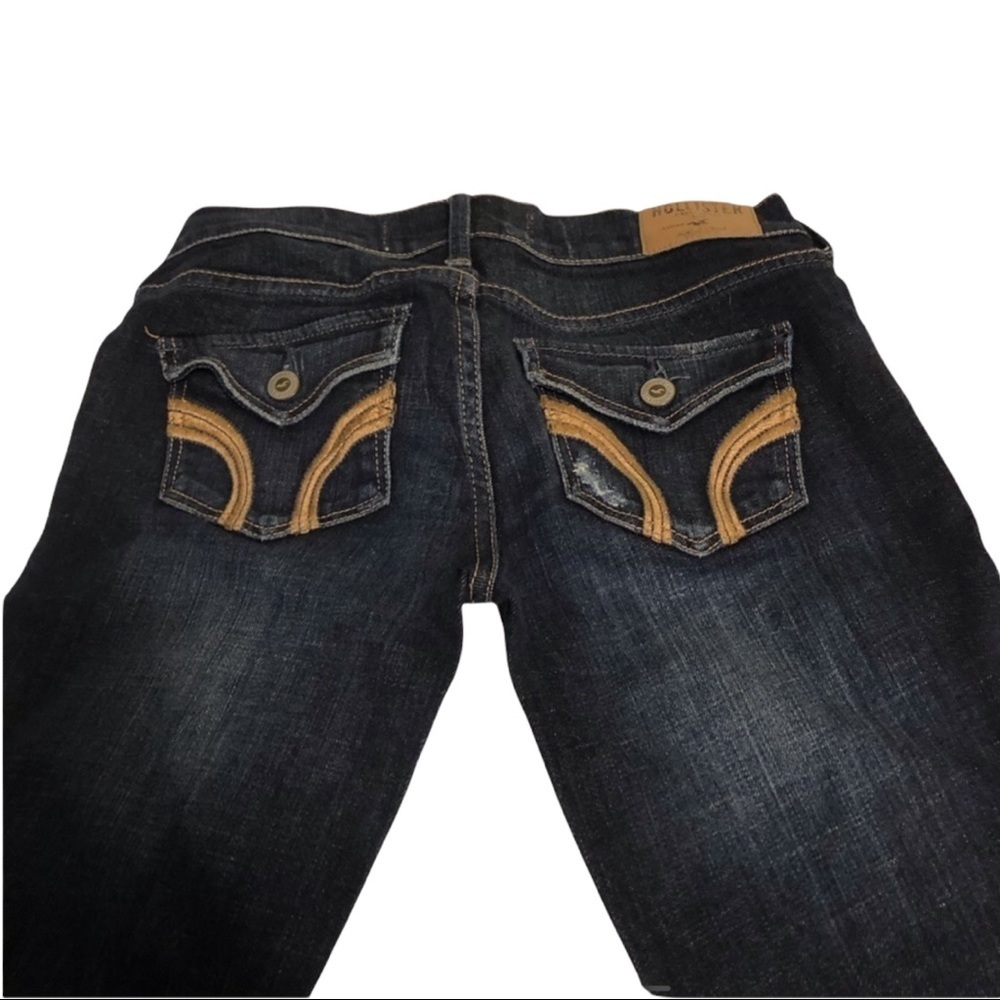 Hollister distressed Jeans size 1-25X33